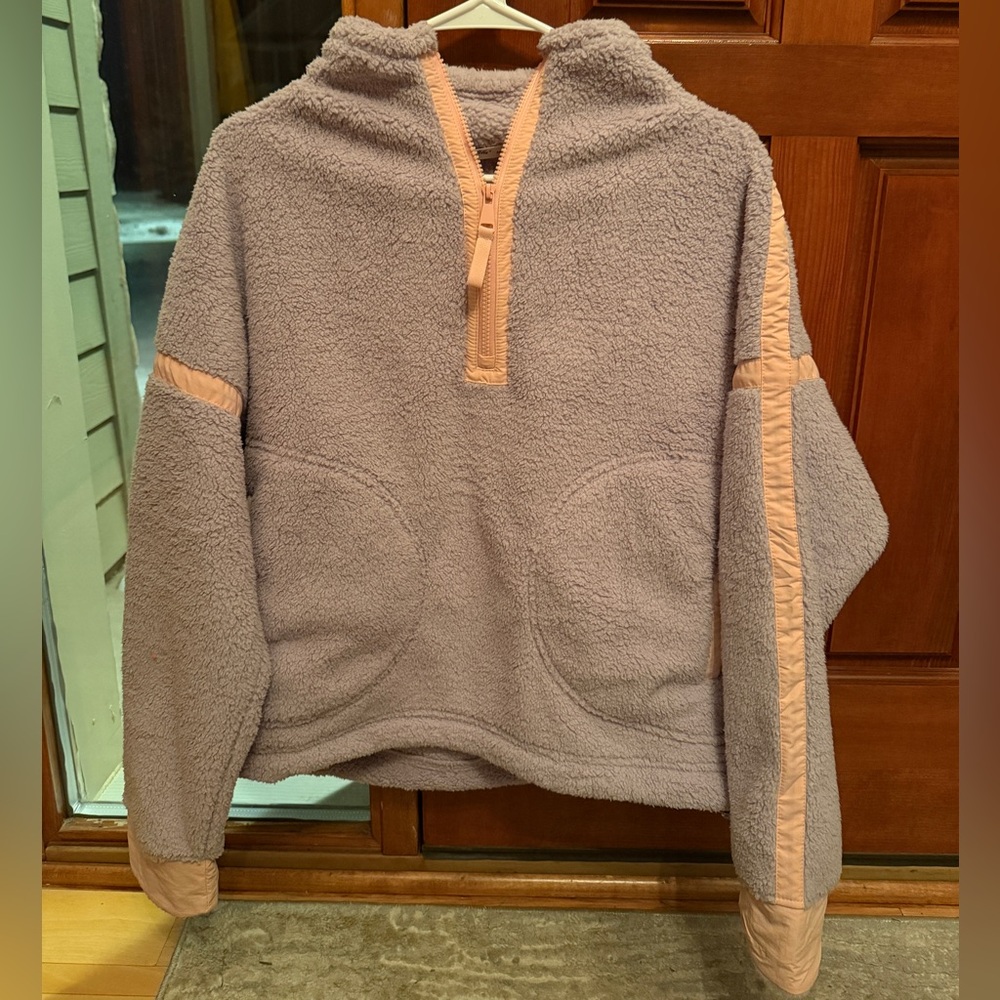 Panadila Womens Half Zip Fuzzy Sweatshirt, size medium